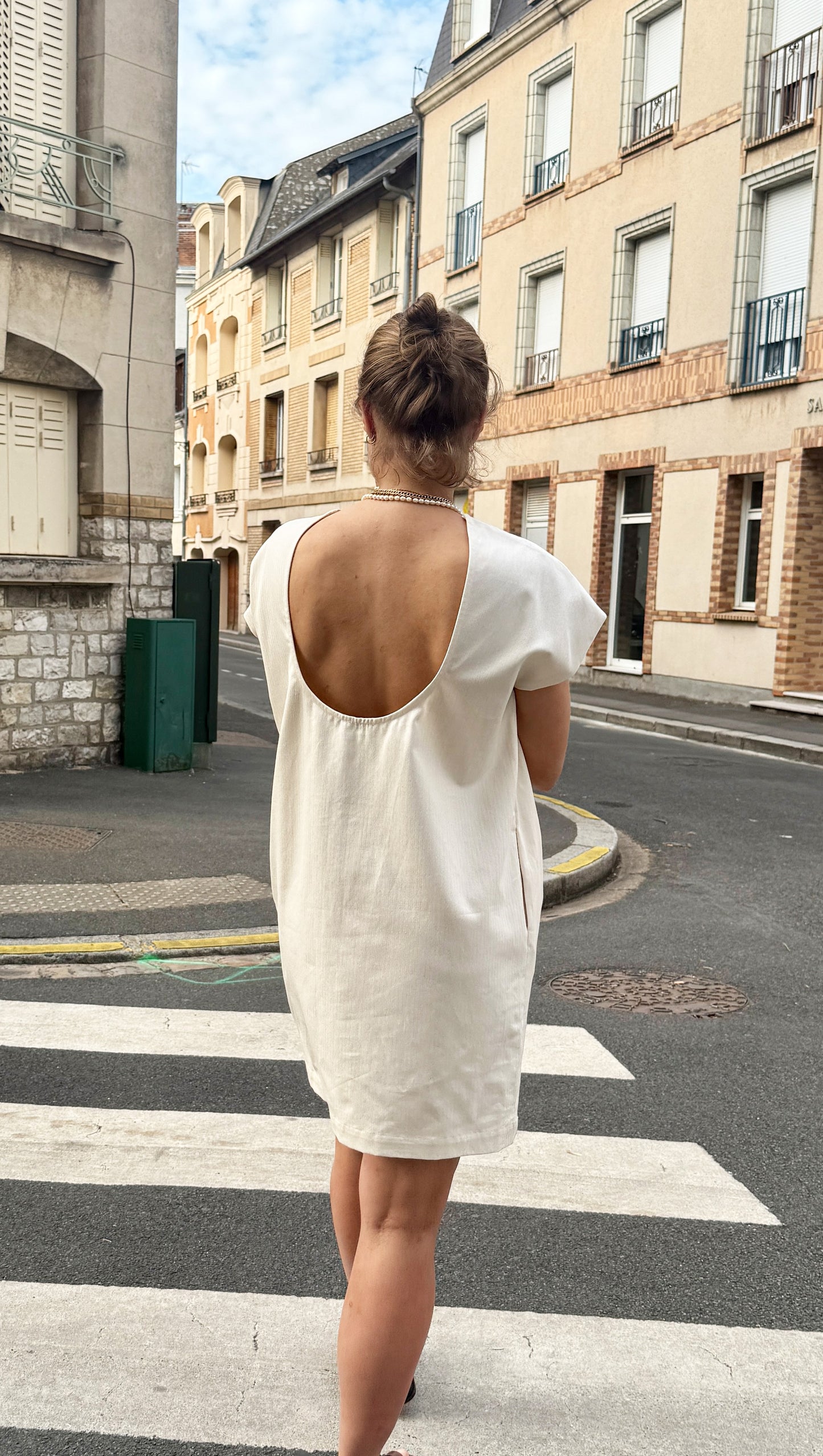 ROBE COURTE WEST ÉCRUE